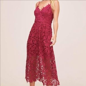 ASTR The Label A-Line Lace Midi Dress